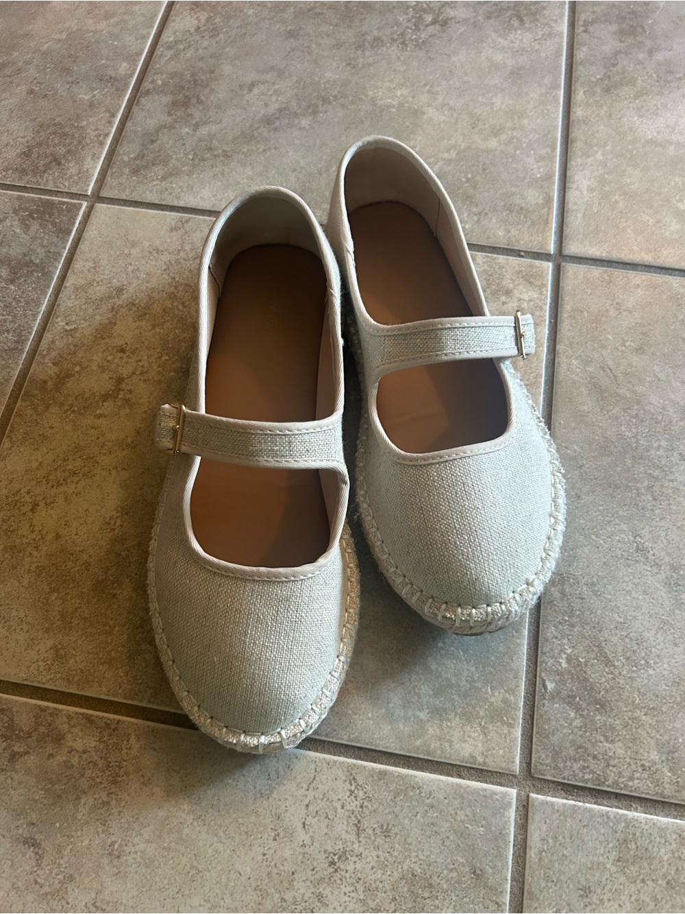 NWOT. Women's Mary Jane Canvas Flats in Light Cream